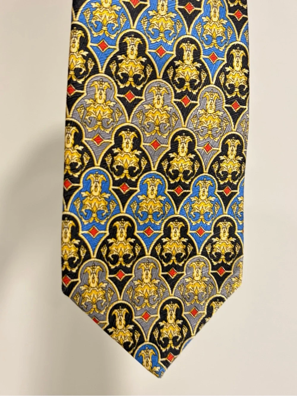 GIANNI VERSACE SILK TIE 90'S BAROQUE RED GOLD vintage